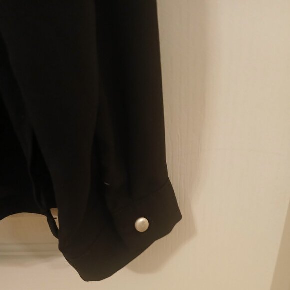 rue21 size M blouse -EUC - Picture 7 of 8